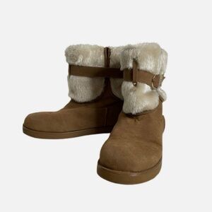 Guess Tan Ankle Boots with Cream Fur